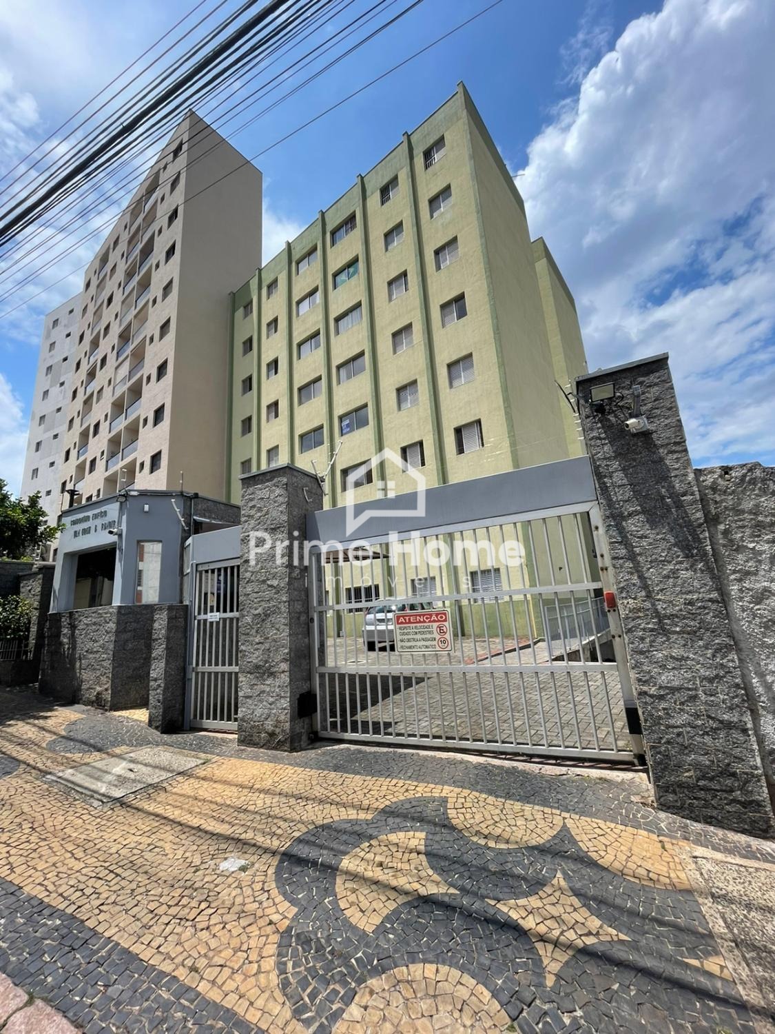 Condomínio Condomínio Edifício Vera Lucia Steimberg em Campinas Prime