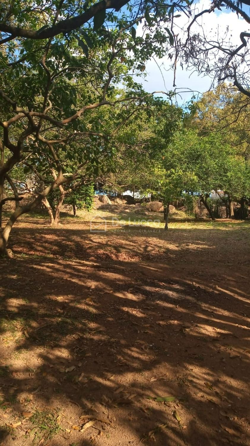 Terreno à venda no Parque Rural Fazenda Santa Cândida em Campinas