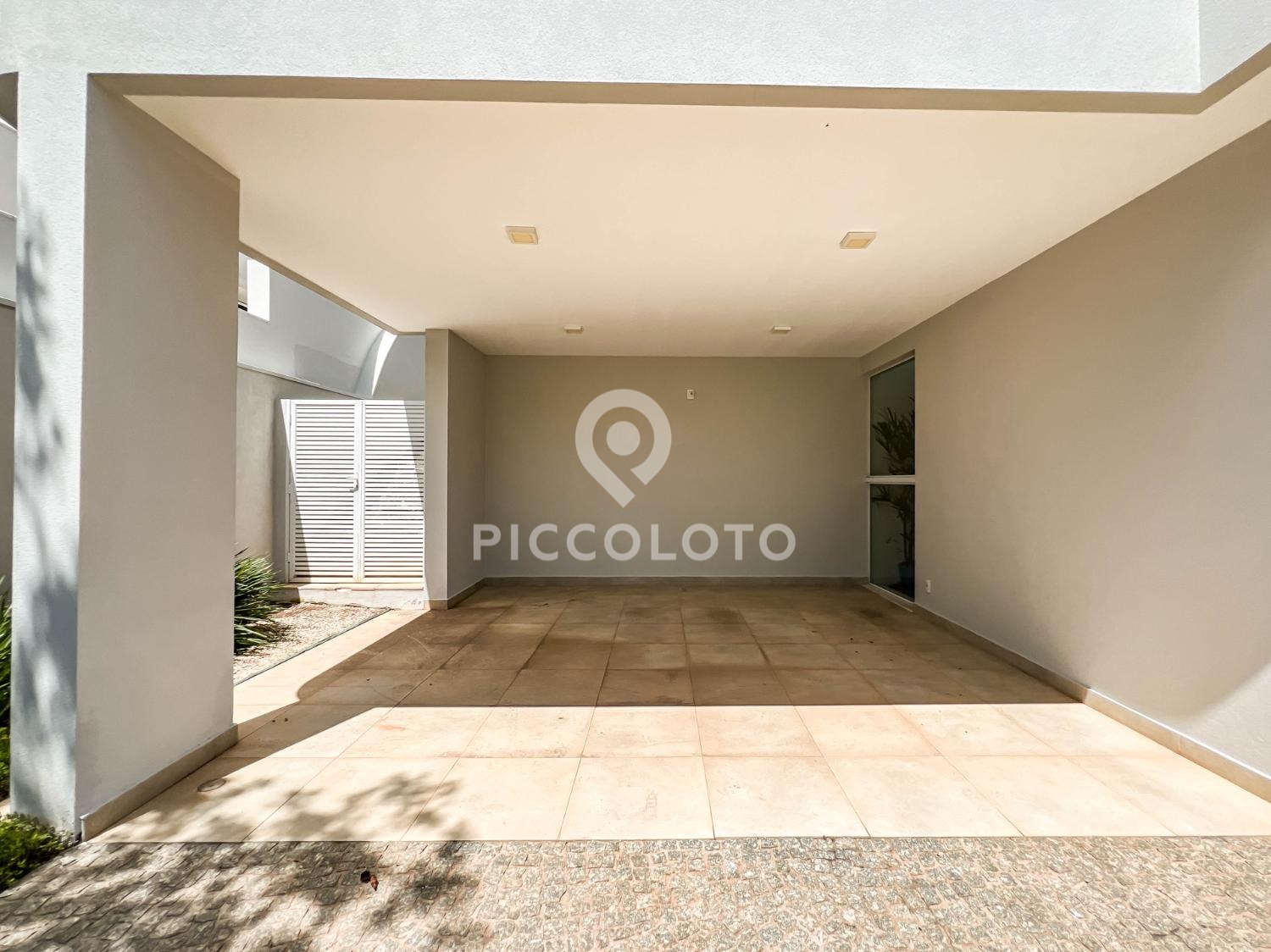 Piccoloto -Casa à venda no Alphaville Dom Pedro em Campinas