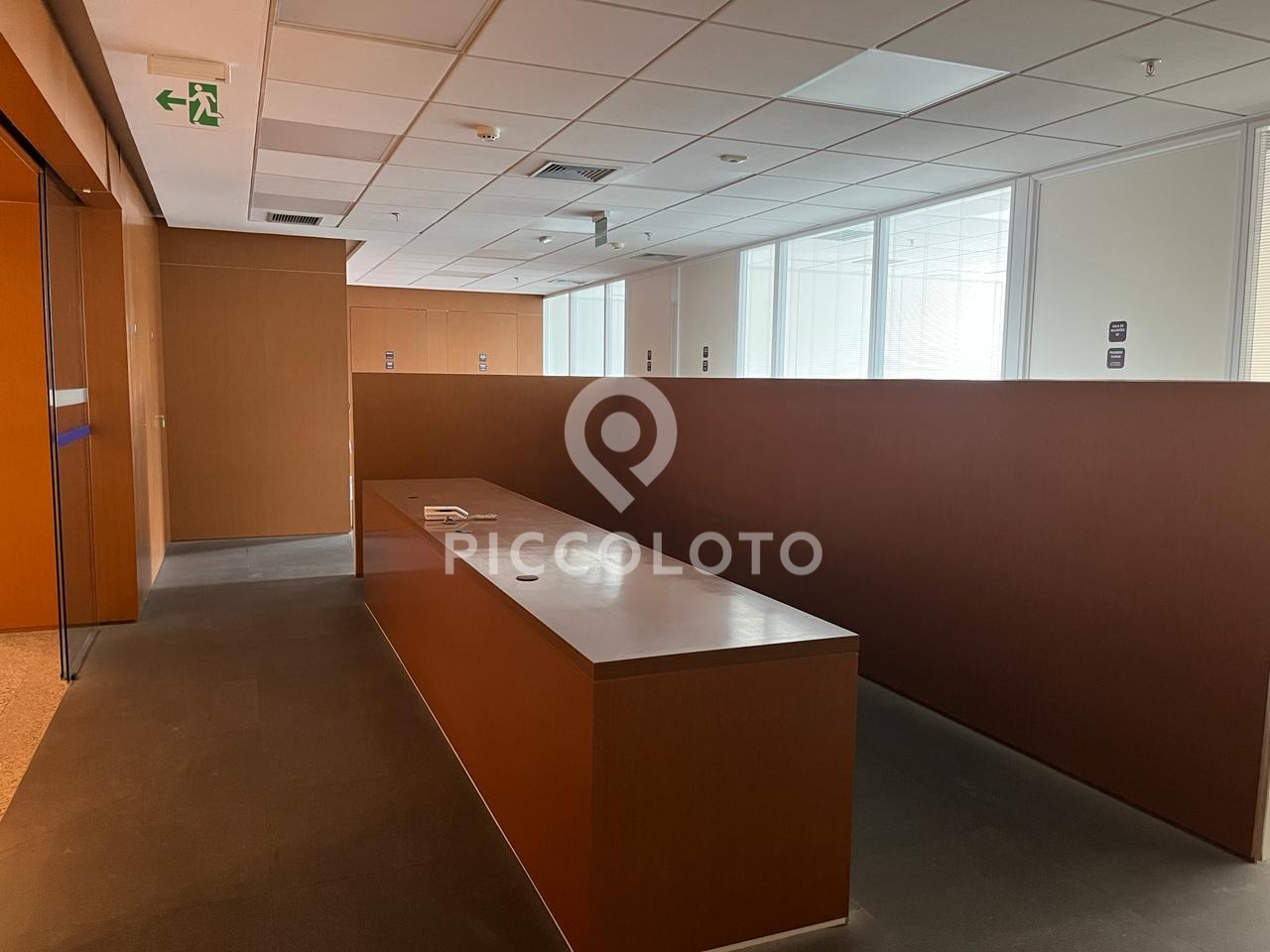Piccoloto -Sala para alugar no Toulon Office Center - Cambuí em Campinas
