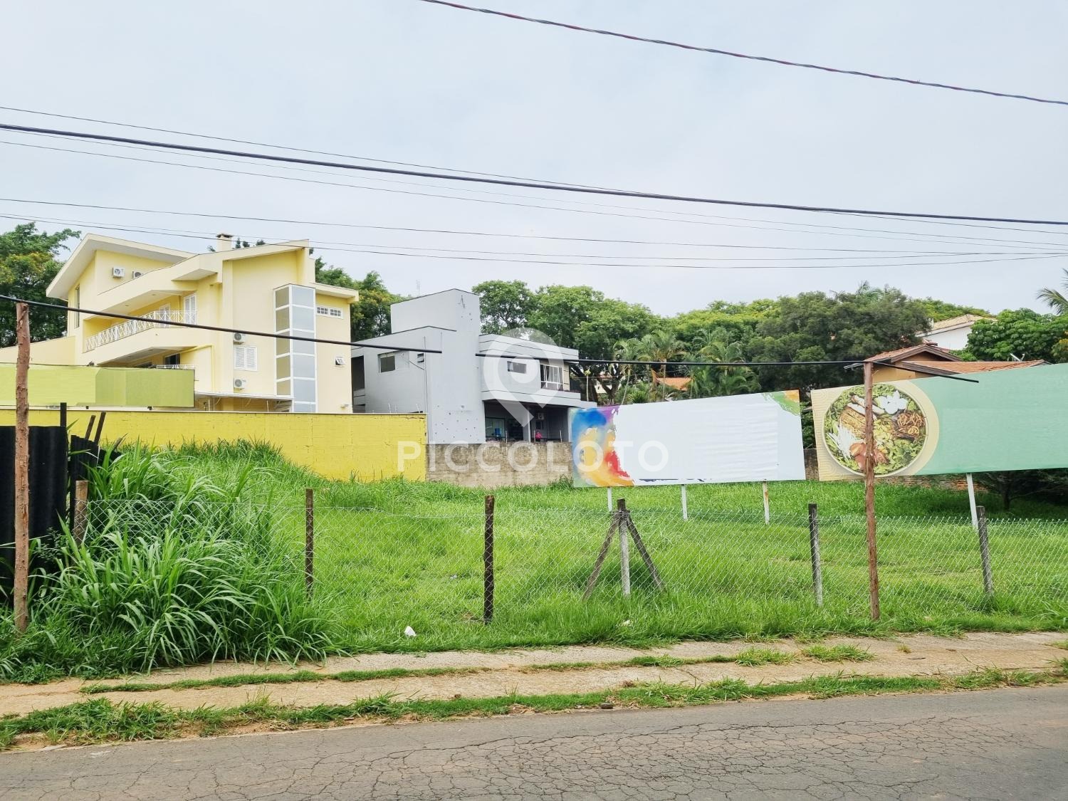 Piccoloto -Terreno à venda no Bairro das Palmeiras em Campinas