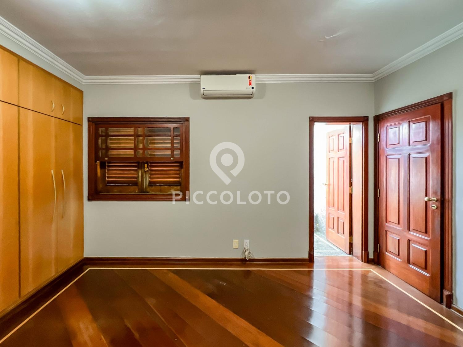 Piccoloto -Casa à venda no Vila Embaré em Valinhos