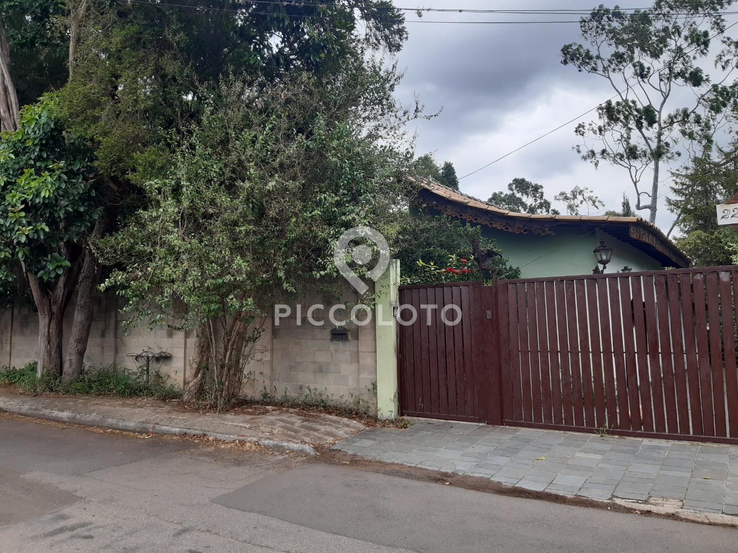 Piccoloto - Casa à venda no Arruamento Fain José Feres em Campinas