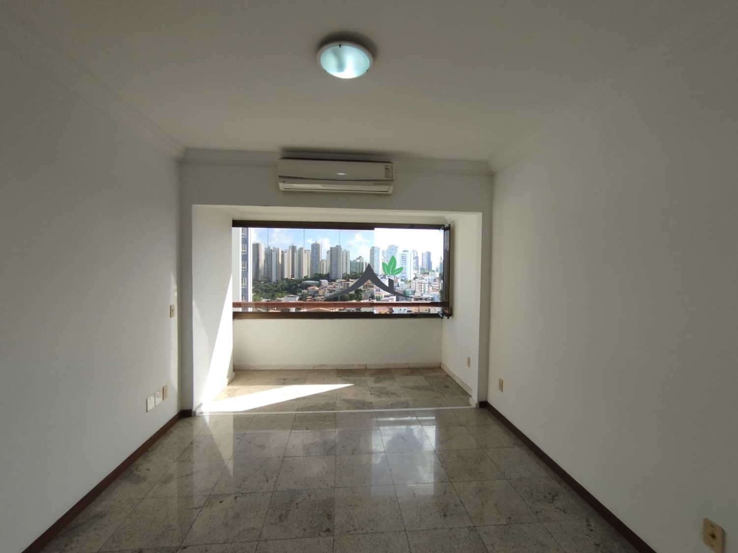 AP003709 | Apartamento venda Candeal | Salvador/BA