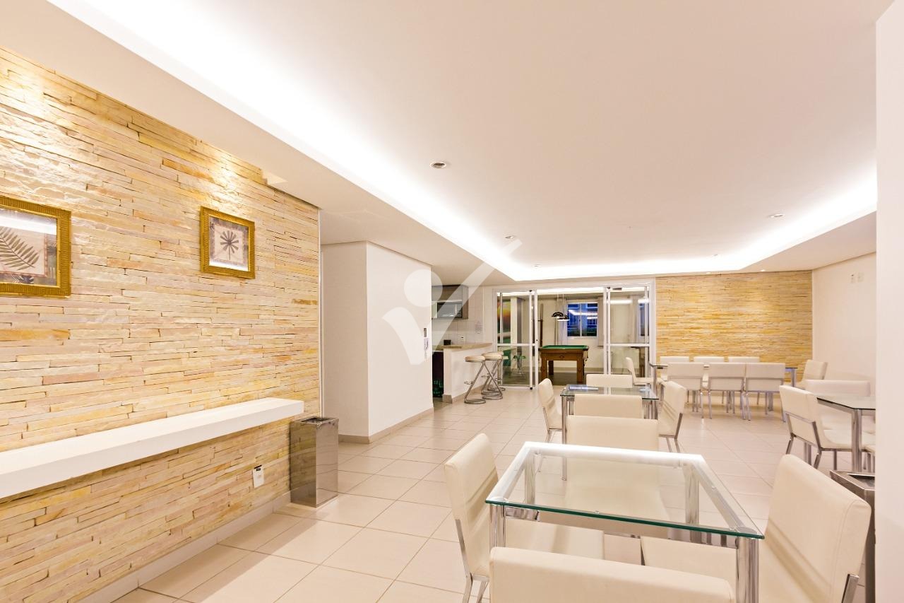 Premium Analia Franco