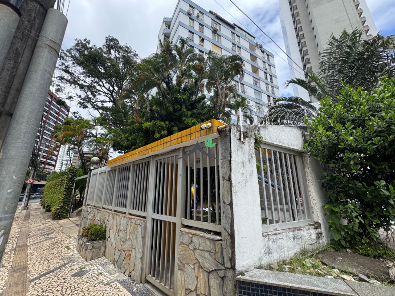 Edifício Portal Caminho das Árvores