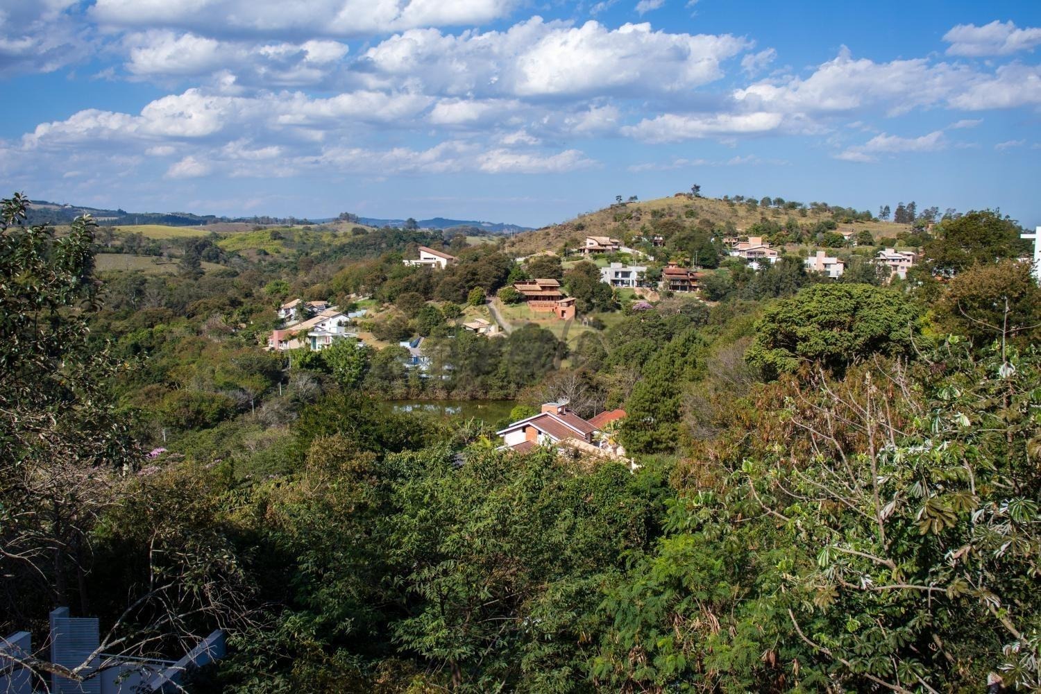 Condomínio Colinas do Ermitage (Sousas)